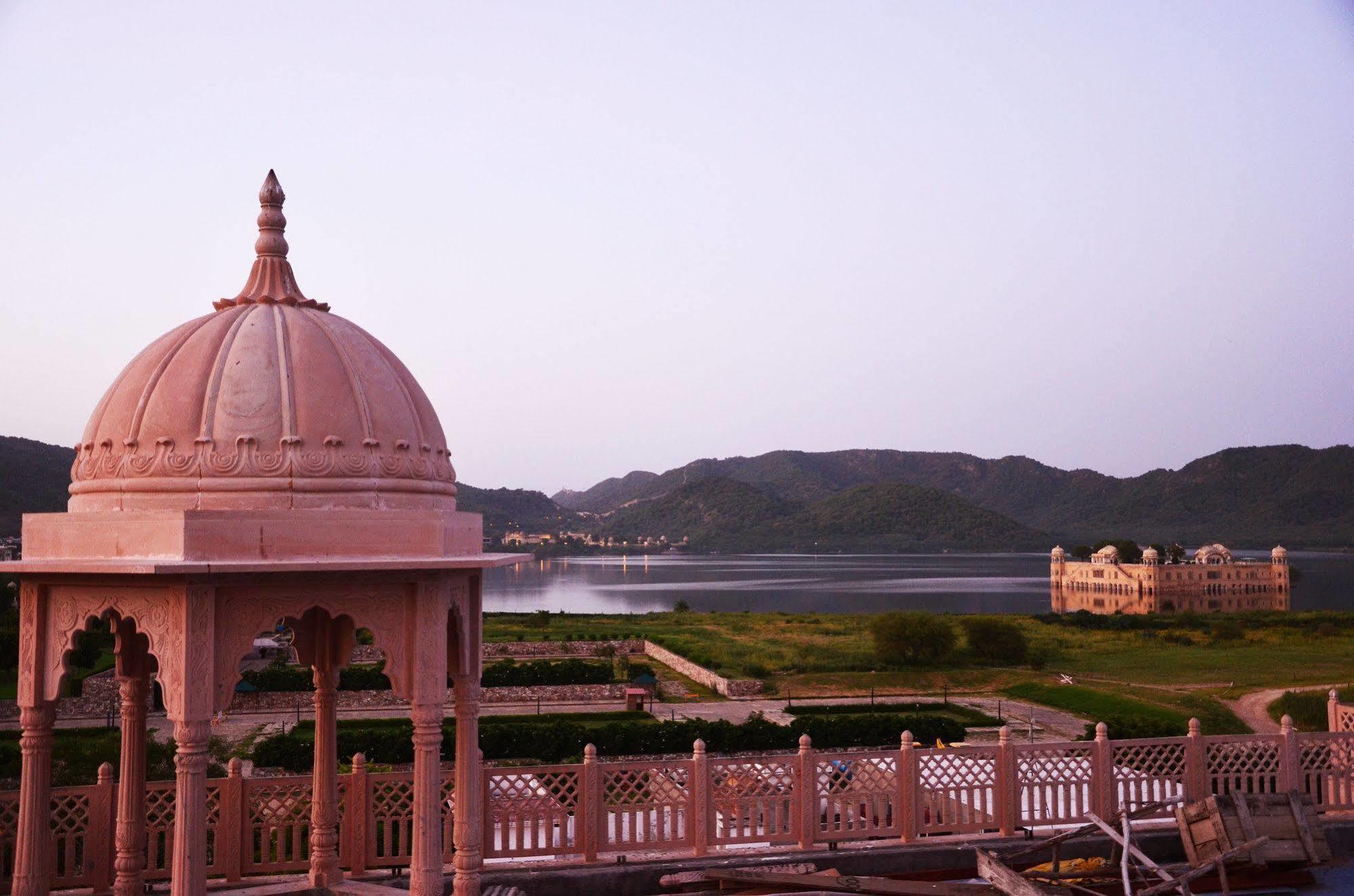Hotel The Jal Mahal Jaipur Exterior foto